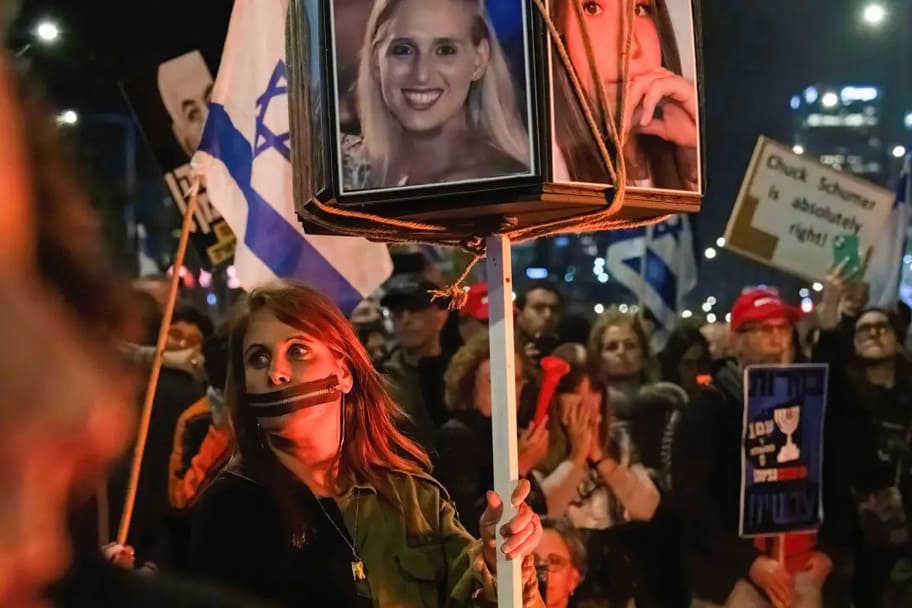 Terrorismo: Hamas devolverá corpo de bebê sequestrado nos ataques de 2023 4 GettyImages 2087307463