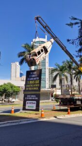 Detran-GO Usa Destroços de Avião em Campanha Impactante para Alertar sobre os Perigos do Trânsito no Carnaval 1 WhatsApp Image 2025 02 25 at 21.02.17