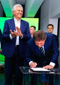 Caiado nomeia Adib Elias como novo Secretário de Infraestrutura de Goiás 2 WhatsApp Image 2025 03 11 at 15.58.54 3