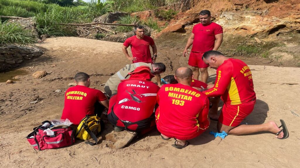 Corpo de Bombeiros resgata adolescente de 12 anos em córrego 1 WhatsApp Image 2025 03 11 at 19.29.36 1 1