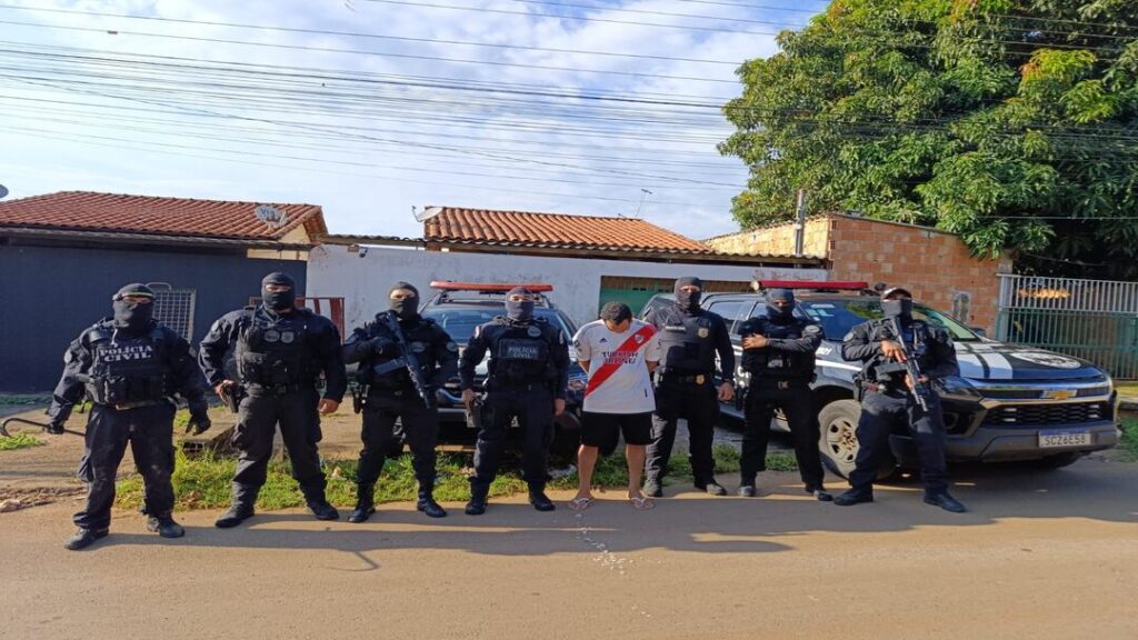 Suspeito de furtos em condomínios de luxo é preso em Goiás após série de crimes 3 WhatsApp Image 2025 03 17 at 08.19.46 1