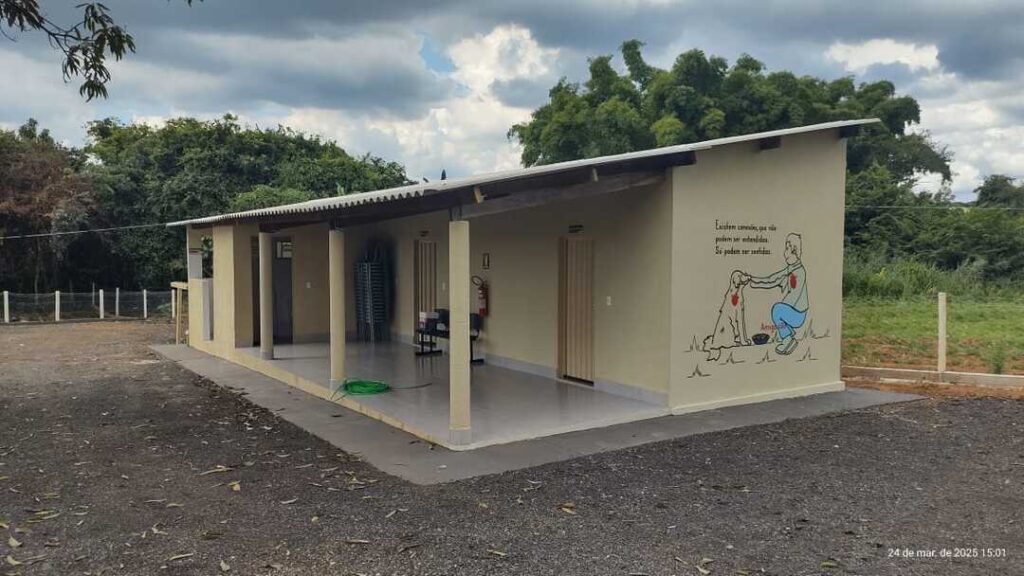 Hidrolândia Inaugura o Maior Canil Público do Estado para Atender Animais em Situação de Rua 6 WhatsApp Image 2025 03 25 at 10.58.08 2