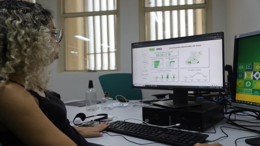 Governo de Goiás Lança Plataforma Inédita para Monitoramento de Investimentos no Estado 13 WhatsApp Image 2025 03 26 at 08.43.12 1