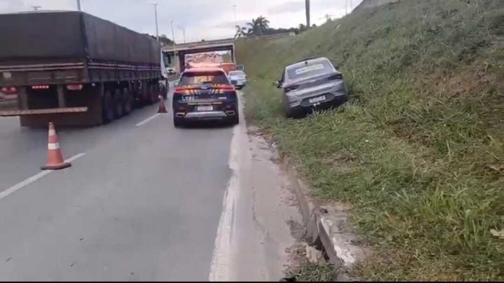 Motorista de Aplicativo Morre Após Ser Atingido por Peça Metálica de Caminhão 7 WhatsApp Image 2025 03 28 at 09.29.34 1