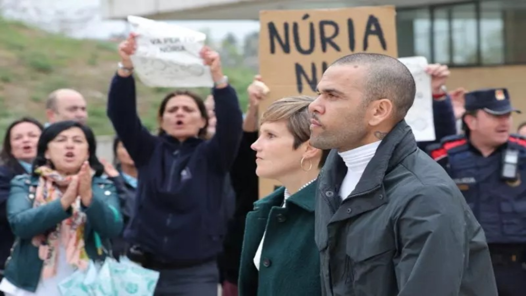 Justiça Espanhola Absolve Daniel Alves de Condenação por Estupro 5 image 75 1 1