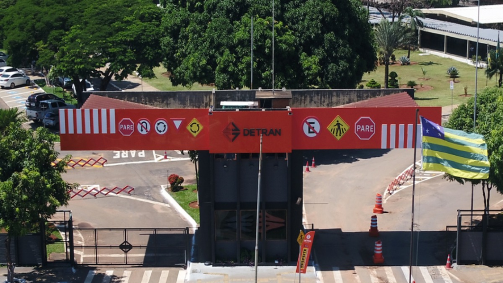 Detran-GO Promove Pit Stop de Revisão Veicular Gratuita em Homenagem ao Dia Internacional da Mulher 7 image 86 1