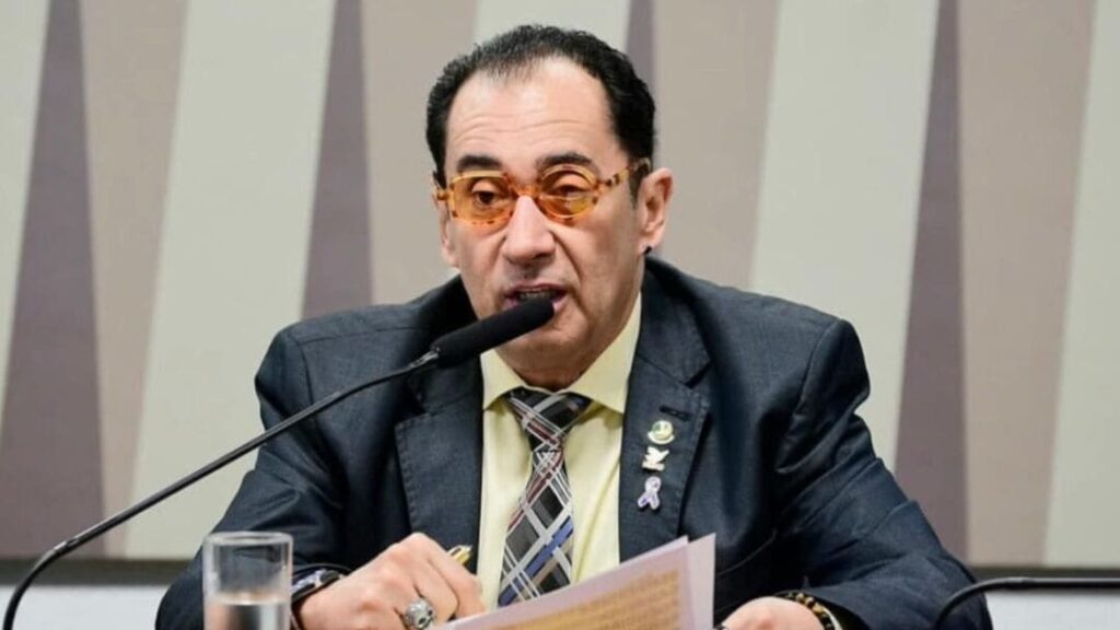 “Fui o parlamentar que mais destinou recursos à saúde de Goiânia na gestão de Rogério Cruz, mas o dinheiro sumiu", afirma Kajuru 3 WhatsApp Image 2025 04 02 at 13.02.52 1