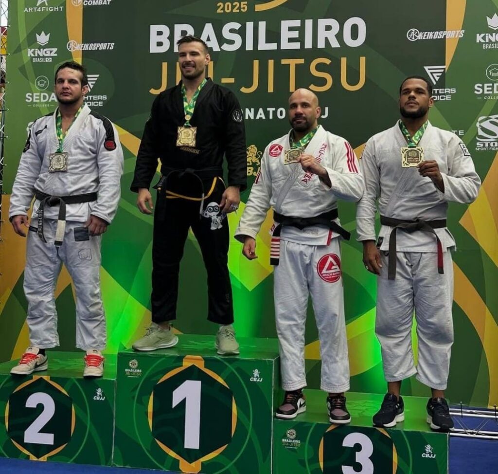 Goiano Conquista Vice-Campeonato Brasileiro de Jiu-Jitsu em São Paulo 1 WhatsApp Image 2025 04 27 at 21.54.30 1
