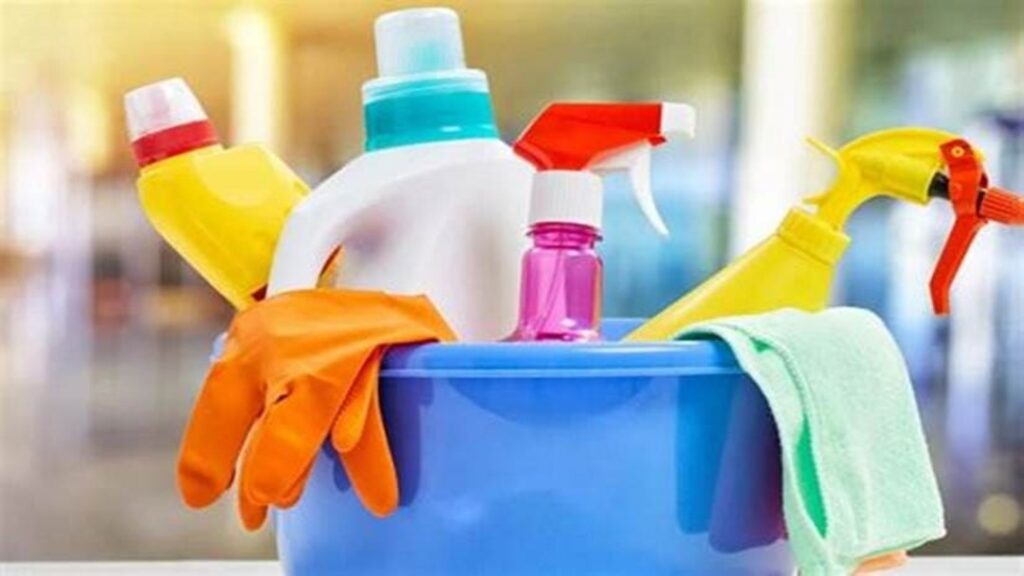 Idosa Morre Após Inalar Mistura de Produtos de Limpeza em Goiânia 13 Idosa morre após inalar mistura de produtos de limpeza em Goiânia