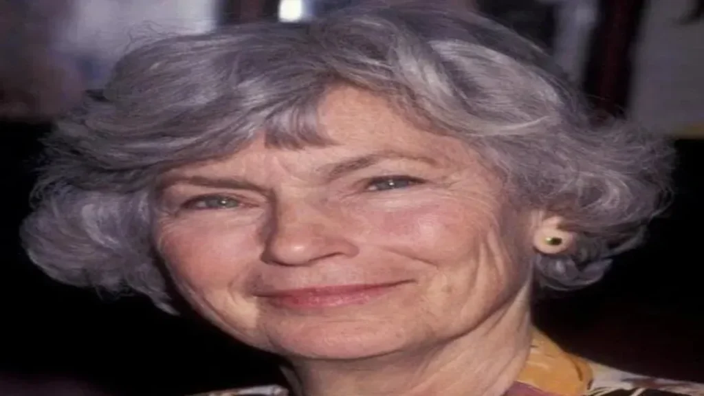 Priscilla Pointer, Atriz de Carrie, a Estranha, Morre aos 100 anos 4 Priscilla Pointer morre