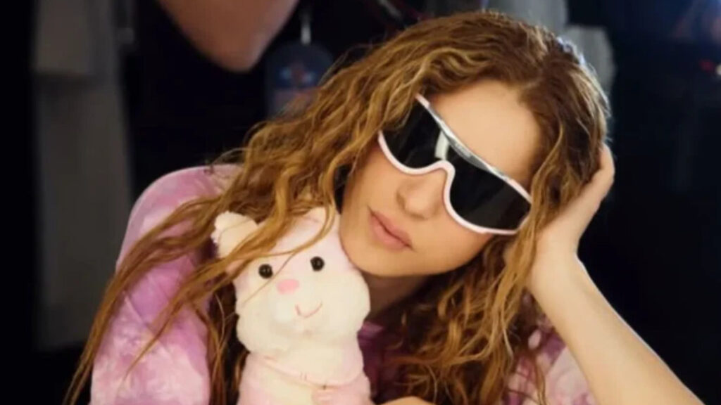 As Divas do Pop Latino: De Shakira a Anitta, Quem São as Maiores Lendas do Gênero? 2 maiores artistas pop latinas 758x439 2