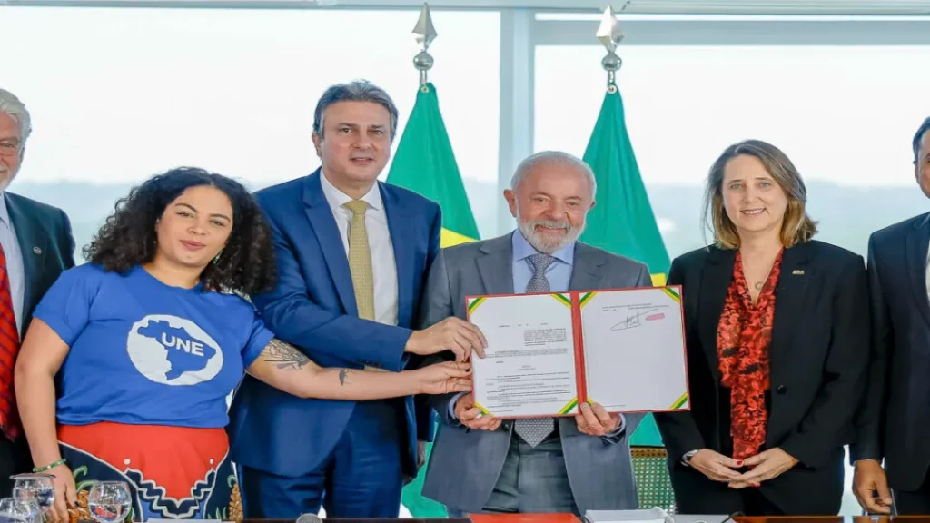 Decreto de Lula Regula Ensino à Distância e Proíbe Graduação Online em Cursos de Saúde e Direito 1 imagem 1 2025 05 20T073102.542
