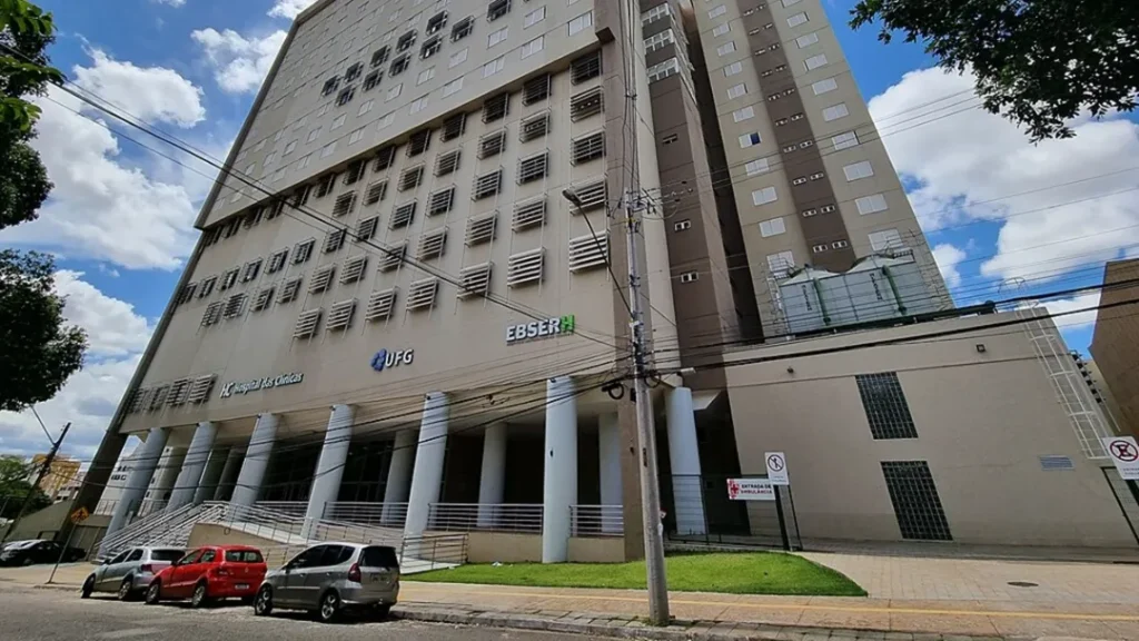 Paralisação de Técnicos-Administrativos Afeta Atendimentos no Hospital das Clínicas da UFG 12 Paralisação Hospital das clinicas