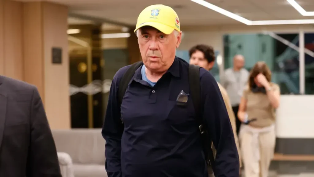 Carlo Ancelotti Desembarca no Rio Para Ser Apresentado Como Novo Técnico da Seleção Brasileira 4 Carlo Ancelotti desembarca no Rio de Janeiro para ser apresentado como novo técnico da Seleção Brasileira