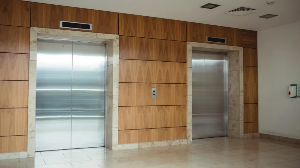 Prefeito de Goiânia Sanciona Lei que Acaba Com Distinção Entre Elevador Social e de Serviço Em Prédios 8 Prefeito de Goiânia sanciona lei que acaba com distinção entre elevador social e de serviço