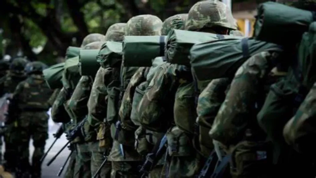 Militar de 23 Anos Morre Durante Treinamento de Paraquedismo em Mozarlândia 8 Militar de 23 anos morre durante treinamento de paraquedismo em Mozarlândia, Goiás