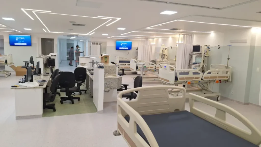 Araújo Jorge Inaugura Nova UTI e Amplia em 100% a Capacidade de Atendimento Intensivo 2 raújo Jorge inaugura nova UTI