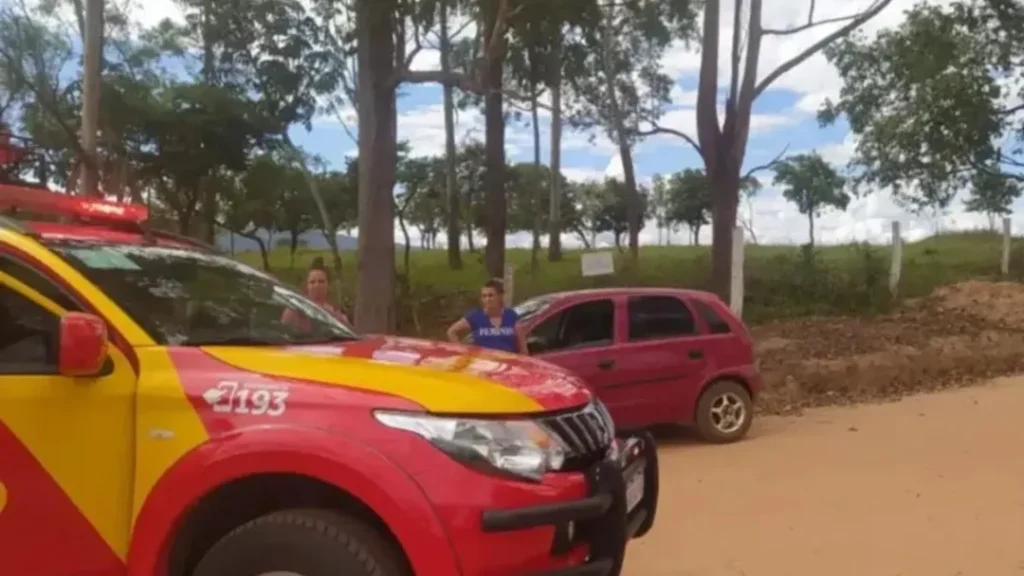 Idoso com Alzheimer é Encontrado Após 24 horas Desaparecido em Goianésia 3 Bombeiros encontram idoso