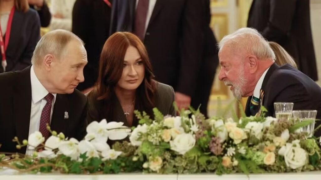 Lula Participa de Encontro com Putin em Moscou na Véspera do Dia da Vitória 6 lula putin 1