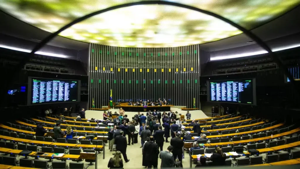 Governo estuda ir ao STF e cortar gastos após derrota no Congresso sobre IOF 2 Foto: Brenno Carvalho / Agência O Globo/Reprodução