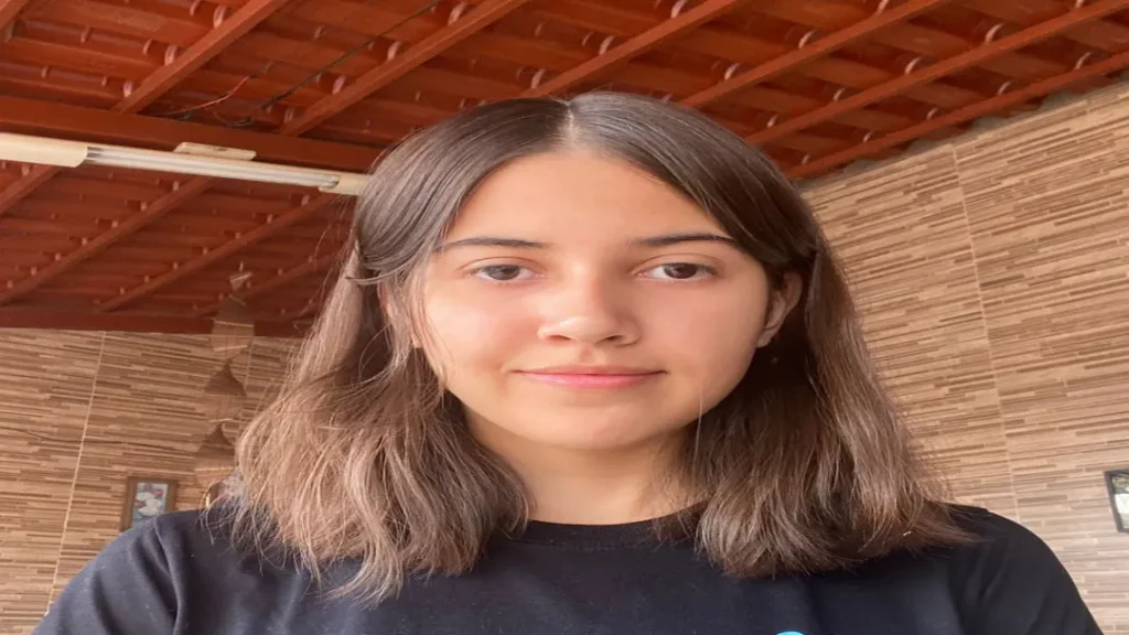 Estudante Goiana é Aprovada em Primeiro e Segundo Lugar em Três Universidades de Portugal 3 Estudante goiana é aprovada em primeiro e segundo lugar em três universidades de Portugal