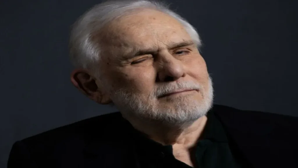 Francisco Cuoco Morre Aos 91 Anos: Legado de Galã e Ícone da TV Brasileira 7 Francisco Cuoco morre aos 91 anos: legado de galã e ícone da TV brasileira