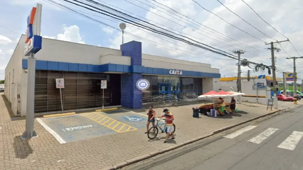 PM Descobre Túnel que Dava Acesso a Agência da Caixa Econômica Federal em Sumaré SP 10 Polícia Militar descobre túnel que dava acesso a agência da Caixa Econômica Federal em Sumaré, interior de São Paulo