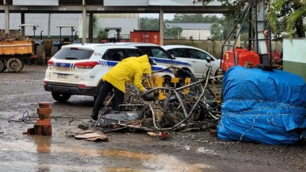 Maçarico e extintor envolvidos em acidente de balão em SC passam por perícia 8 Maçarico e extintor envolvidos em acidente de balão em SC passam por perícia