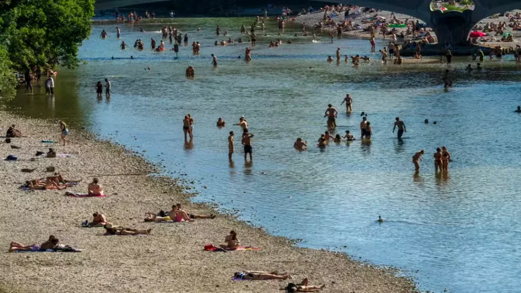 Onda de Calor Atinge Europa e Força Fechamento de Escolas 9 Onda de calor atinge Europa e força fechamento de escolas