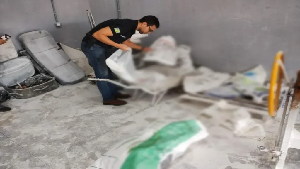 PCGO e MAPA Reprimem Fabricação e Comércio de Produtos Veterinários Impróprios ao Consumo 6 PCGO e MAPA reprimem fabricação e comércio de produtos veterinários impróprios ao consumo