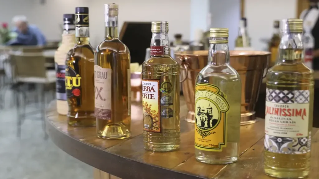 Produção de Cachaça Cresce no Brasil em 2024, Mas exportações Caem 1 Produção de cachaça cresce no Brasil em 2024, mas exportações caem