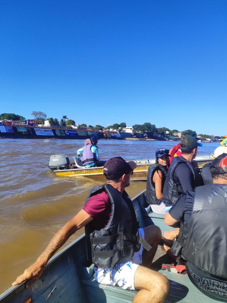 Corpo de Bombeiros Atendem Colisão Entre Embarcações no Rio Araguaia, em Aruanã 2 WhatsApp Image 2025 07 15 at 12.22.57