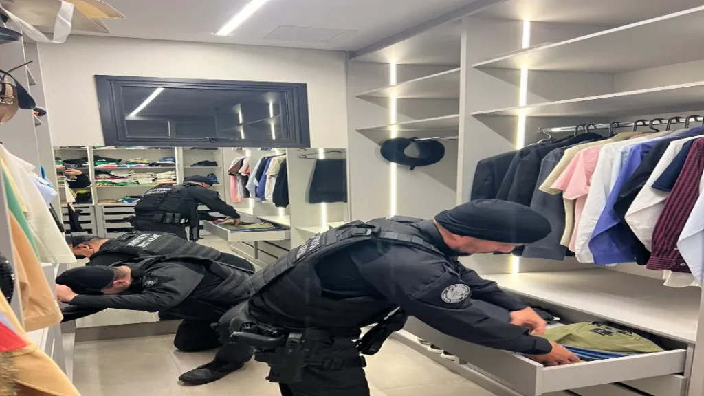 PCGO Realiza Operação Depositário Infiel Com 24 Prisões, Apreensão de Veículos e Bloqueio Milionário 5 Polícia Civil de Goiás realiza segunda fase da Operação Depositário Infiel com 24 prisões, apreensão de veículos e bloqueio milionário