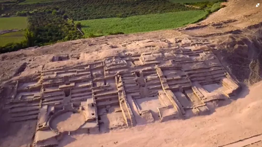 Peñico: Arqueólogos Revelam Cidade Pré-Histórica de 3.500 Anos no Peru 1 imagem 1 2025 07 04T081747.843