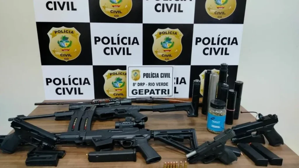 Operação Apreende 14 Armas de Fogo na Região Sudoeste de Goiás 4 Operação Apreende 14 Armas de Fogo na Região Sudoeste de Goiás