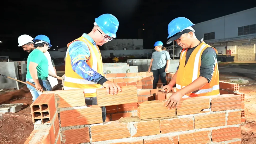 Governo de Goiás Certifica 106 Profissionais na Área da Construção Civil 2 Governo de Goiás certifica 106 profissionais na área da construção civil