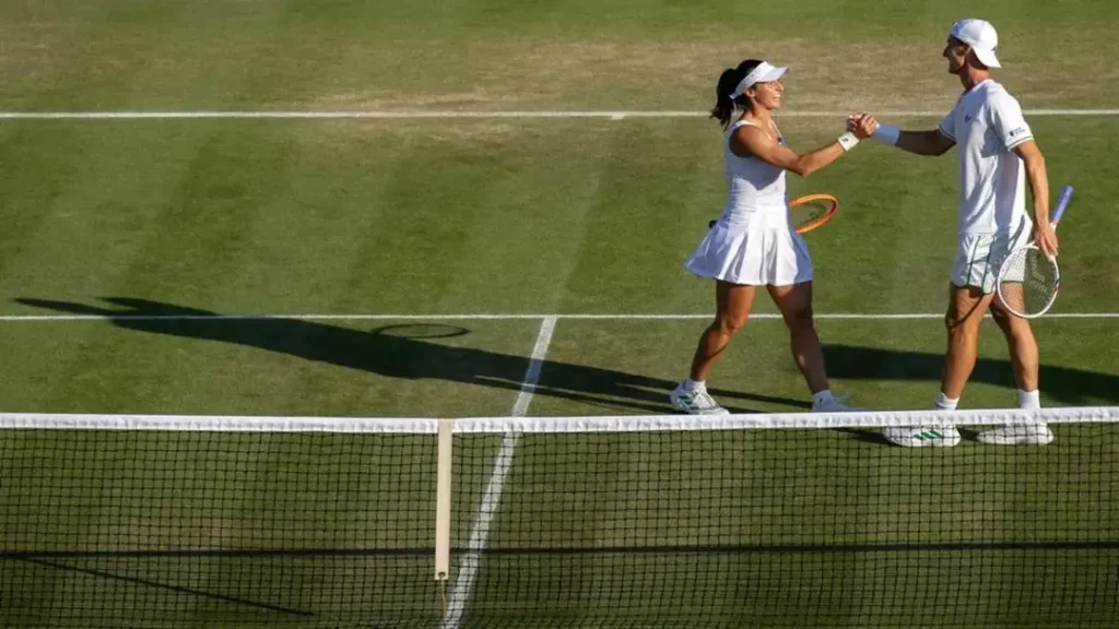 Luisa Stefani Garante Vaga na Final de Duplas Mistas em Wimbledon 2 Luisa Stefani garante vaga na final de duplas mistas em Wimbledon