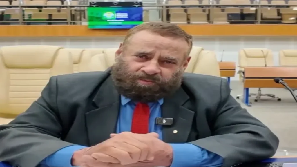 Prefeito Sandro Mabel Nomeia Paulo Magalhães Para Cargo no Primeiro Escalão da Prefeitura de Goiânia 1 Prefeito Sandro Mabel nomeia Paulo Magalhães para cargo no primeiro escalão da Prefeitura de Goiânia