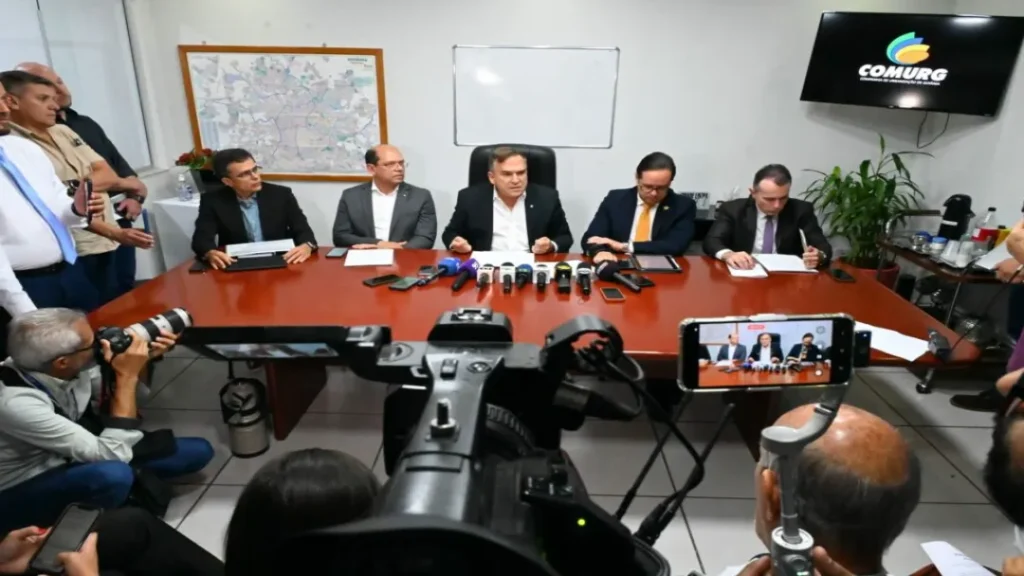 Saída Oficial de Servidores Aposentados da Comurg Acontece Hoje (10) 9 Saída Oficial de Servidores Aposentados da Comurg Acontece Hoje