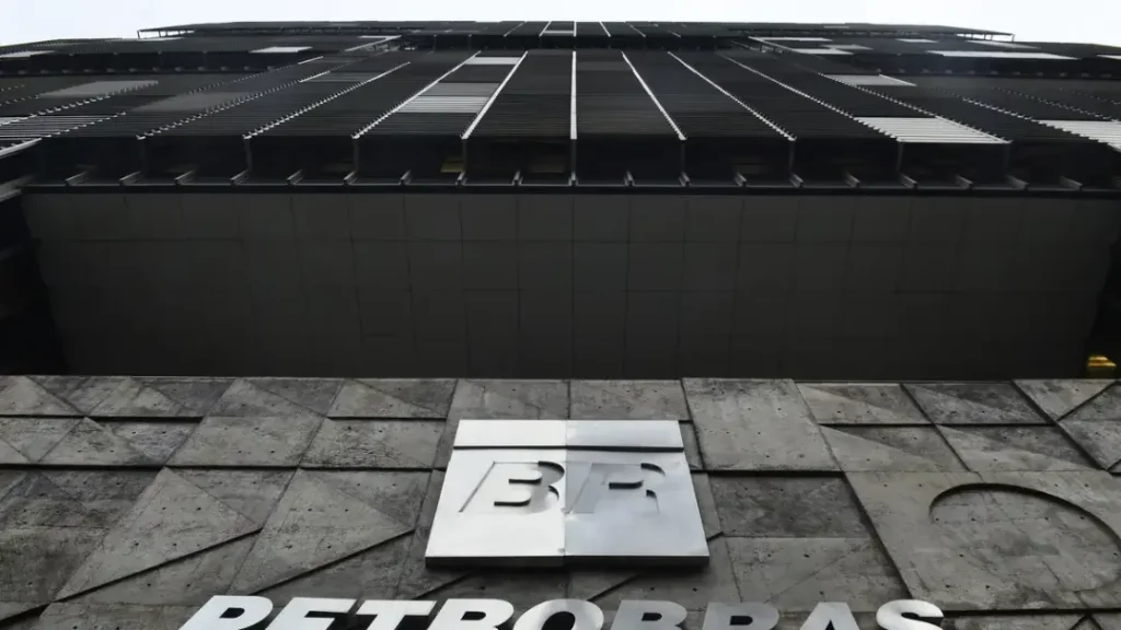 Petrobras Tem Nova Diretora de Transição Energética 12 Petrobras promove inédita maioria feminina com nova diretora de Transição Energética