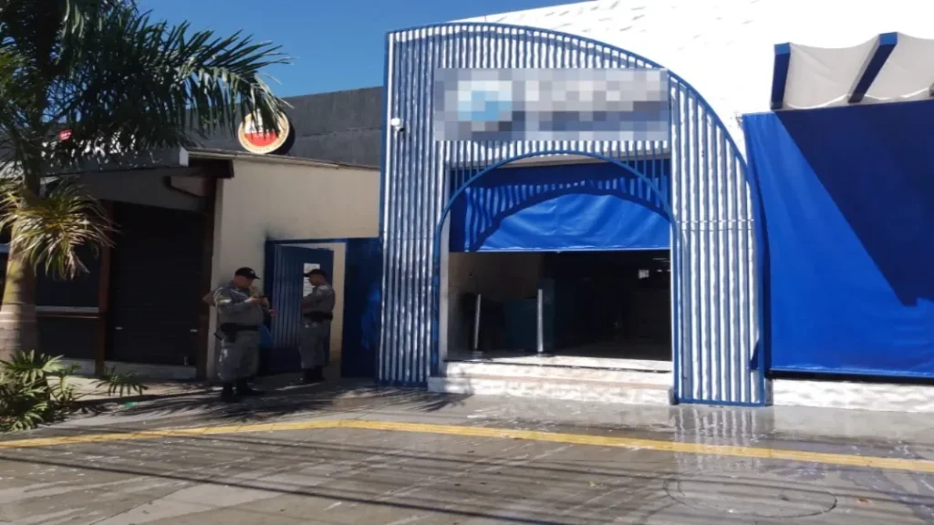 Bar em Goiânia é Alvo de Operação Após Suspeita de Furto de Energia Elétrica 4 Bar em Goiânia é Alvo de Operação Após Suspeita de Furto de Energia Elétrica