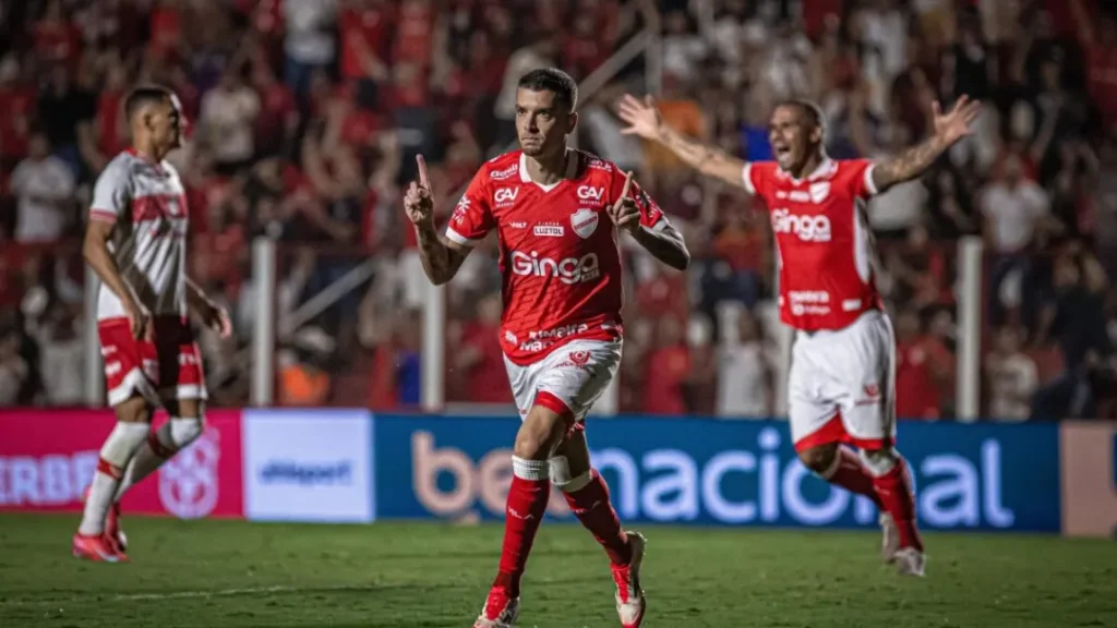 Vila Nova Vence o CRB em Casa e Entra no G4 da Série B 3 Vila Nova vence o CRB em casa e entra no G4 da Série B