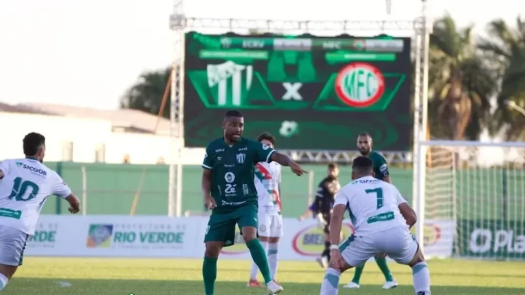 Rio Verde Empata com Morrinhos e Permanece Fora da Elite do Goianão 9 Rio Verde empata com Morrinhos e permanece fora da elite do Goianão