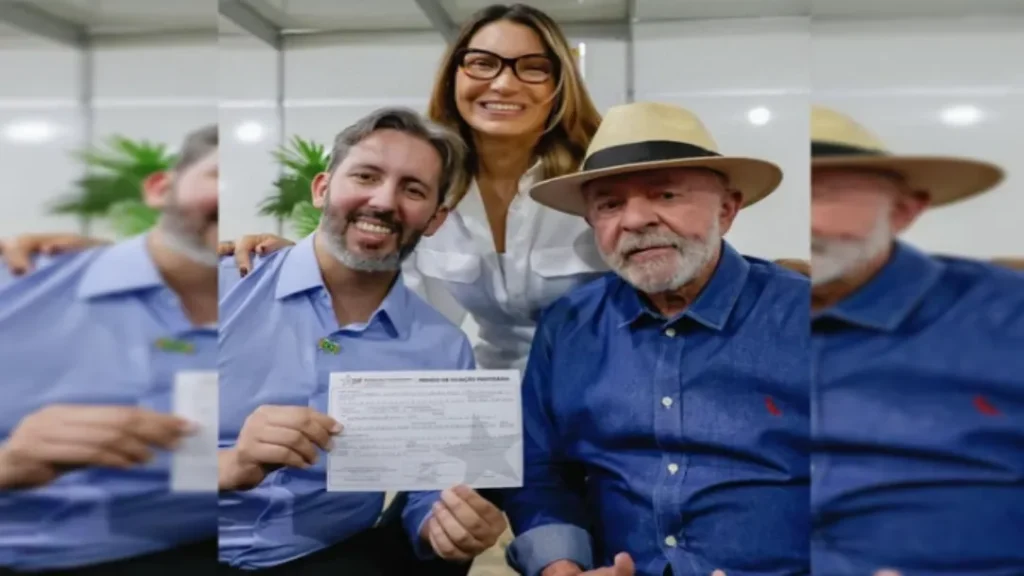 Com Presença de Lula e Janja, Leandro Grass Oficializa Filiação ao PT 9 Com presença de Lula e Janja, Leandro Grass oficializa filiação ao PT