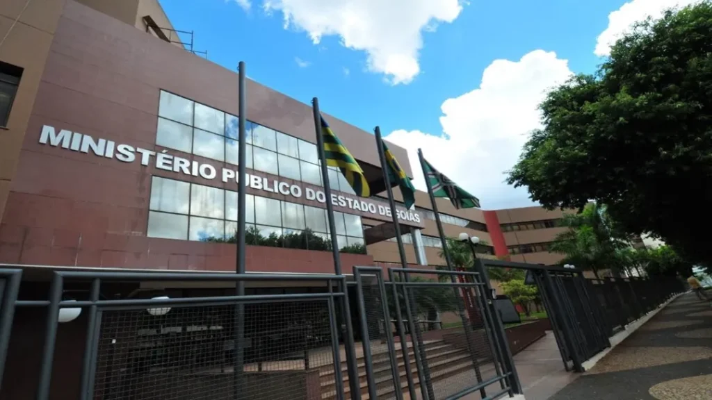 MPGO Denuncia Grupo por Extorsão de R$ 800 Mil em Goiás 2 MPGO Denuncia Grupo por Extorsão de R$ 800 Mil em Goiás