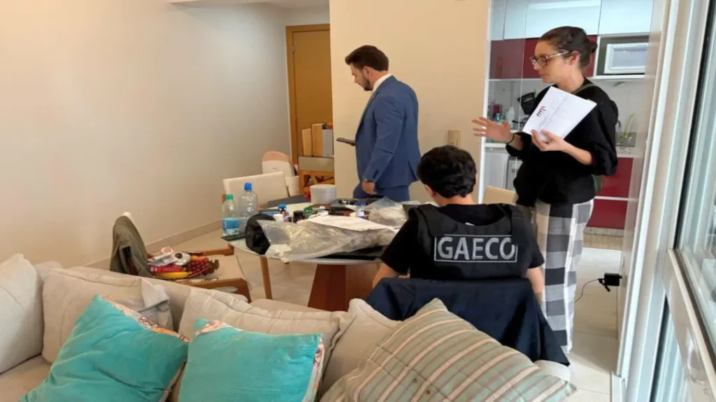 MPGO investiga desvio de recursos destinados a escolas em Rio Verde 11 MPGO investiga desvio de recursos destinados a escolas em Rio Verde