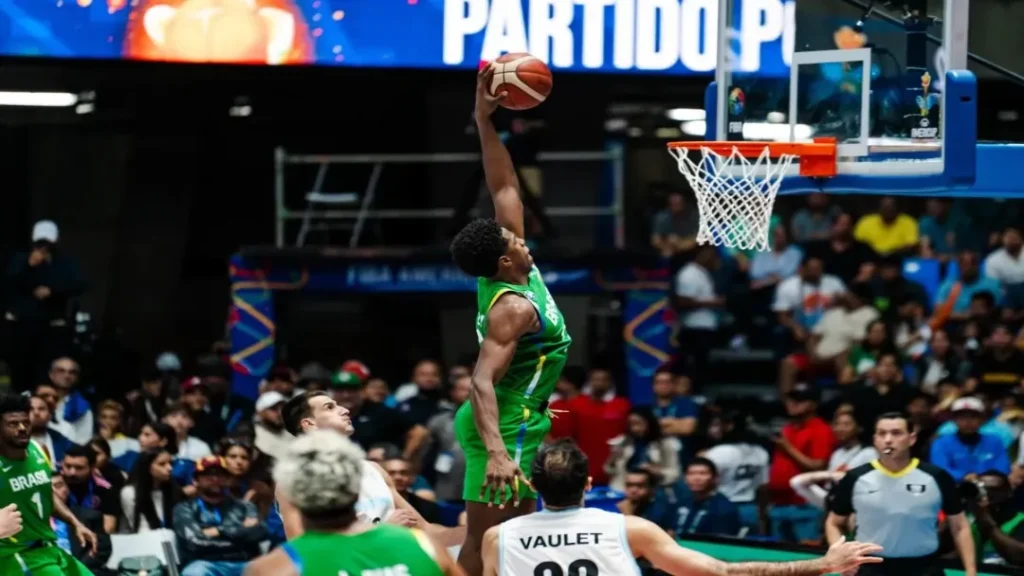 Brasil vence a Argentina e conquista o pentacampeonato da Copa América de Basquete 2 Brasil vence a Argentina e conquista o pentacampeonato da Copa América de Basquete