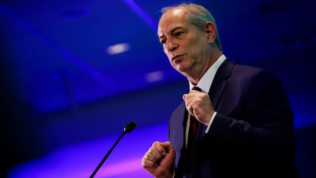 Justiça Eleitoral do Ceará nega pedido de prisão de Ciro Gomes 3 Justiça Eleitoral do Ceará nega pedido de prisão de Ciro Gomes