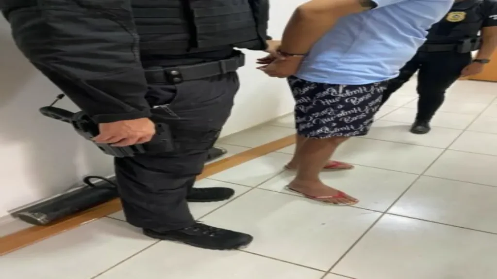 PCGO desarticula grupo suspeito de movimentar R$ 7 milhões em golpes virtuais em Goiás 5 Polícia Civil desmonta grupo suspeito de movimentar R$ 7 milhões em golpes virtuais em Goiás