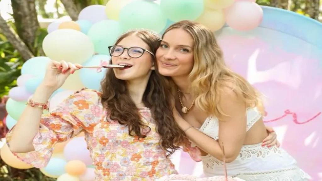 Morre aos 16 anos Anne Marie, filha da modelo Schynaider Moura 7 Morre aos 16 anos Anne Marie, filha da modelo Schynaider Moura